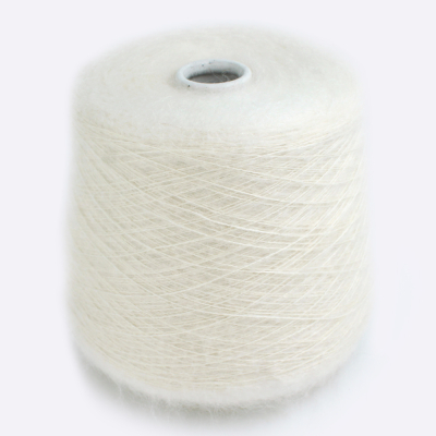 Бобина KIDSILK (70% кидмохер, 30% шелк), 900 м. (600, Сливки)