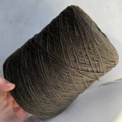 Бобина Extrafine-Air Zegna Baruffa (80% меринос, 20% Па), 300 м. (146690, Умбра)