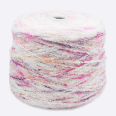 Бобина Giada (20% кидмохер, 68% Пэ, 12% Па), 220 м. (1815, Фуксия в молоке)