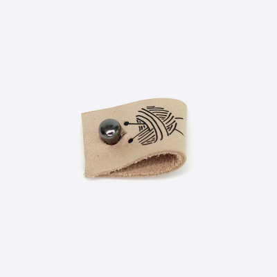 Бирка Вязаное сердце с кнопкой Кожа (Бежевый)