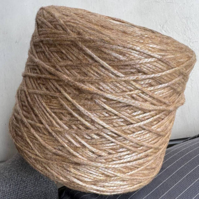 Бобина шнур Soffione (44% меринос, 26% беби альпака, 30% люрекс), 170 м. (25-052, Карамель)