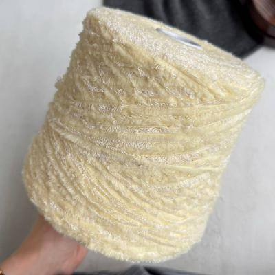 Бобина Octopus (44% меринос, 41% хлопок, 15% Па), 190 м. (2134, Ваниль)