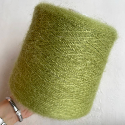 Бобина Silkid (70% кидмохер, 30% шелк), 850 м. (2550, Авокадо)