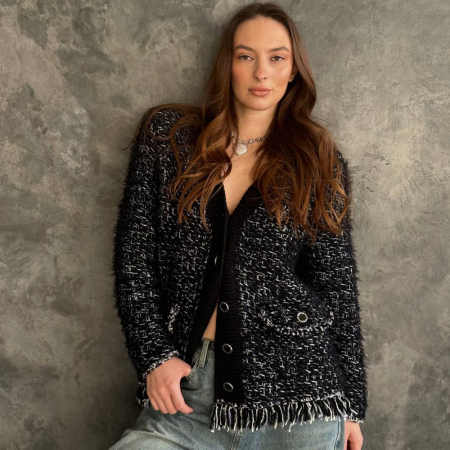 Доступ к онлайн-совместнику. Жакет Шанель N5