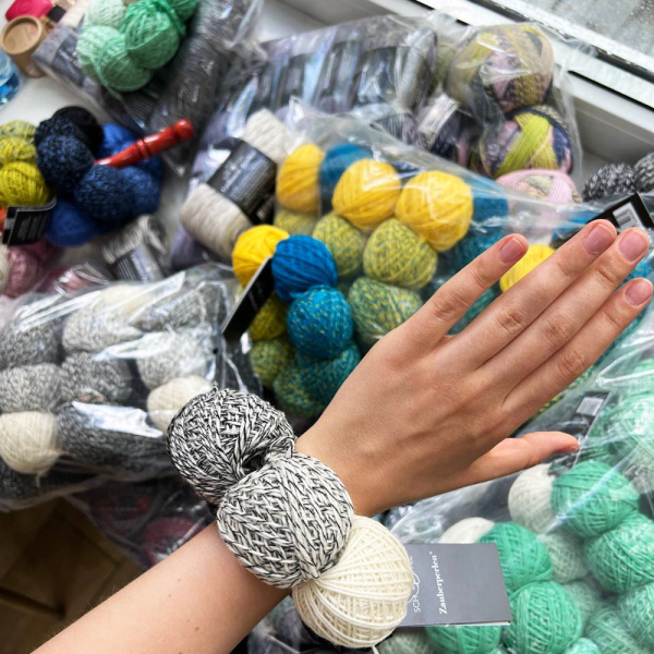 Пряжа Schoppel Zauber Perlen