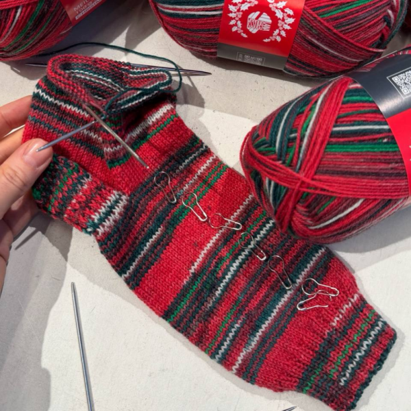 Пряжа Lana Grossa 6-ти нитка LUREX Meilenweit 6-PLY 150 Merino Christmas