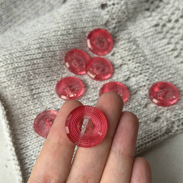 Пуговицы Sandra, размер 36