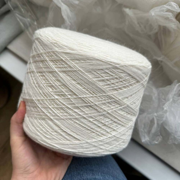 Бобина Angora 50 Zegna Baruffa 3/17