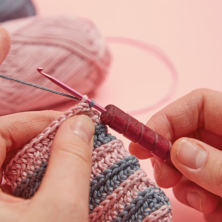 Крючок для вязания с ручкой из амаранта Addi Unicorn Purpleheart, 597-2