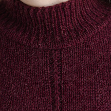 Доступ к онлайн-совместнику. Японское плечо + V-вырез