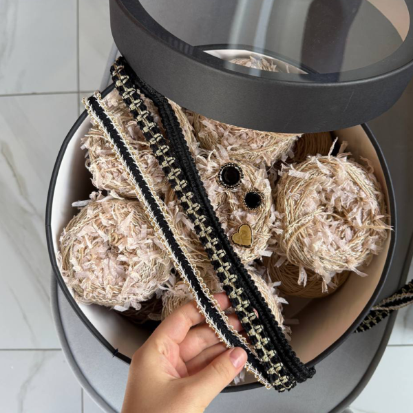 Украшение Chanel НА МЕТРАЖ