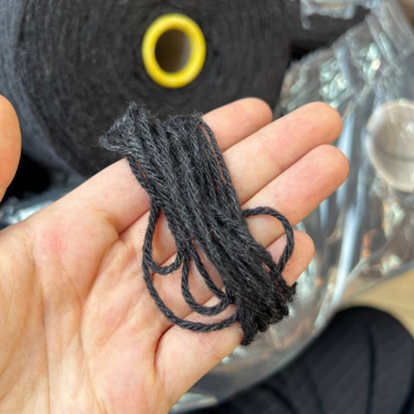 Бобина Scotland 4/12 by Zegna Baruffa