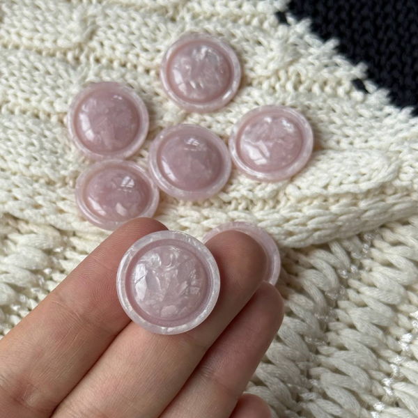 Пуговицы Sandra, размер 32