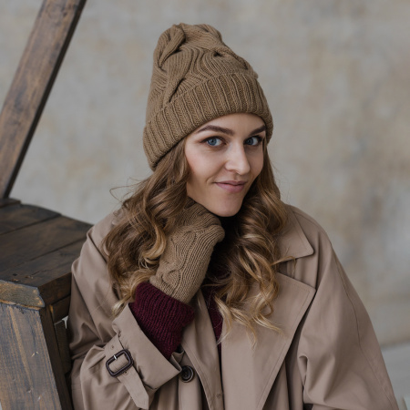 Доступ к онлайн-совместнику. Шапка + перчатки Loro Piana