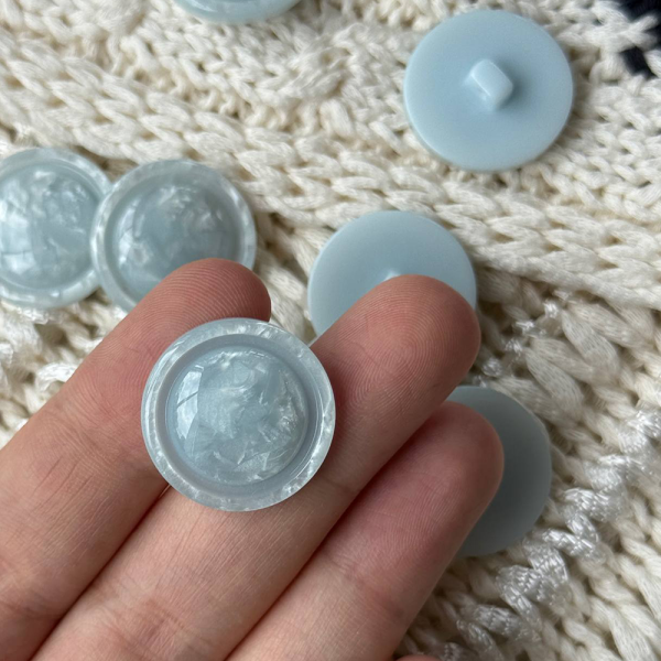 Пуговицы Sandra, размер 32