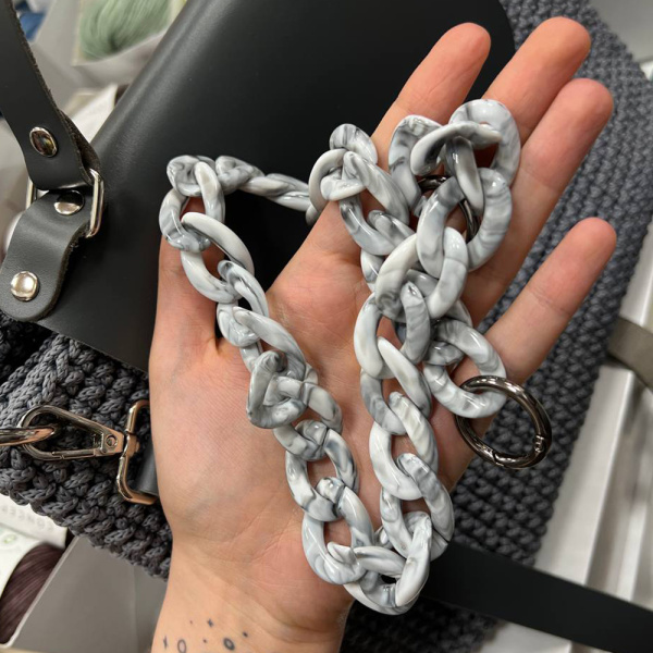 Цепь крупная, 50 см с карабинами