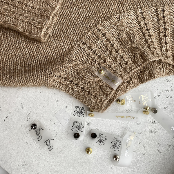 Бирка Вязаное сердце с кнопкой Силикон