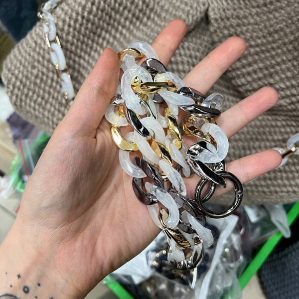 Цепь крупная, 50 см с карабинами